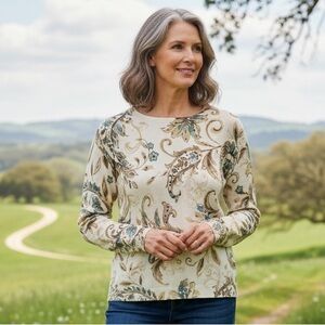 Alfred Dunner Cream Paisley Long-Sleeve Top